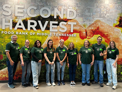 Advocate Capital Volunteers With Second Harvest Food Bank of Middle Tennessee